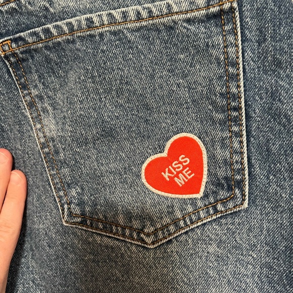 Revice High Rise Relaxed Denim Shorts Size 32 Patch Novelty Retro 60s USA NWT - Picture 4 of 8